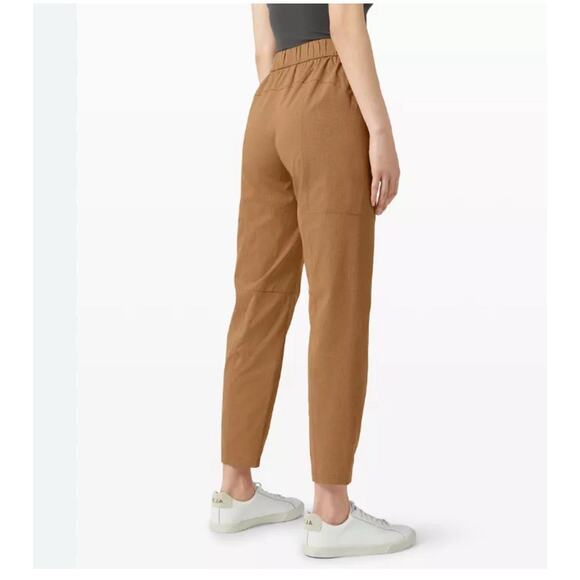 Lululemon Dynamic Days Pants 10 Saddle Brown Luxtreme Travel Athleisure - Picture 2 of 11